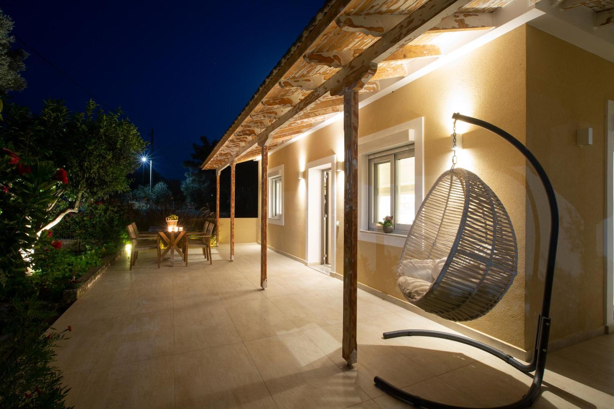 Villa Kallisti - Private Villa With Hot Tub, Large Garden, Close To The Beach Agia Varvara  Exteriör bild